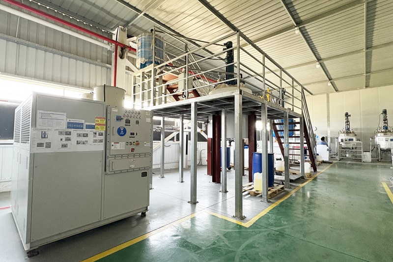 玻璃膜液反應釜防爆冷熱一體水溫機「91羞羞免费网站機械」