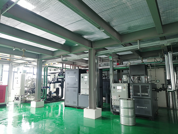 高溫電導熱油加熱器