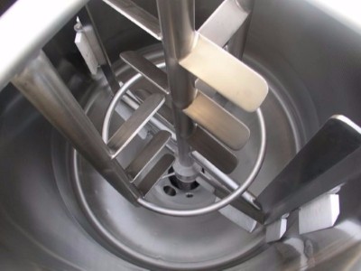 不鏽鋼反應釜壁上怎麽清洗？3種方法可以一試「91羞羞免费网站機械」