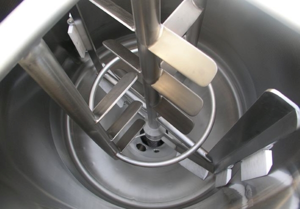 反應釜壁上怎麽清洗