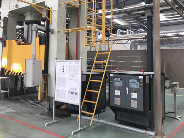 SMC模具加溫油溫機助力深加工製品生產，提升製造效率