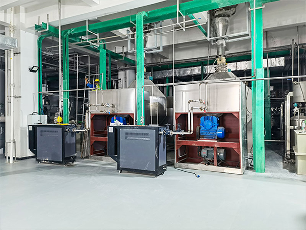 雙錐幹燥機油溫機2