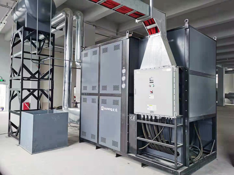 電加熱導熱油爐要不要配備專業人員?