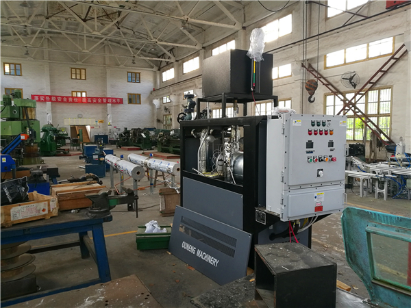 電加熱導熱油爐如何加油?南京91羞羞免费网站告訴您答案