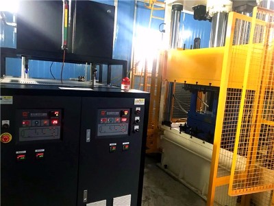 冷熱油切換羞羞在线视频的優點？「91羞羞免费网站機械」從碳纖維模壓成型說起