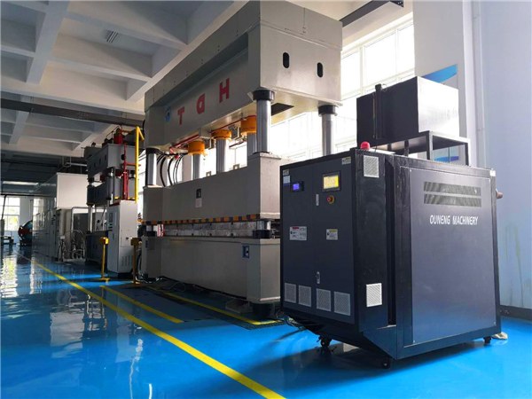 碳纖維複合材料成型工藝