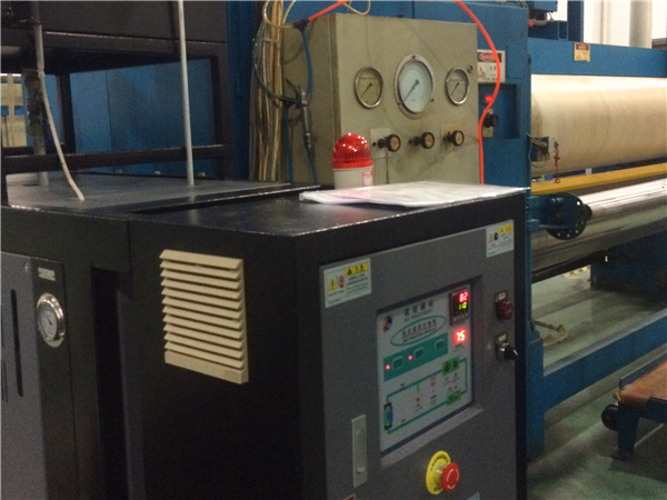 壓光輥筒水循環溫度控製機