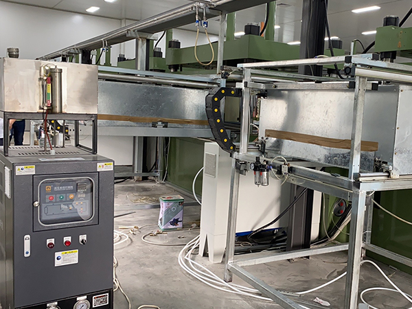 玻璃鋼控製油溫機2