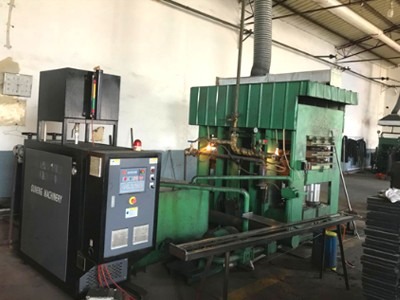 橡塑製品成型_橡膠硫化平板控溫羞羞在线视频