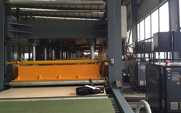 GMT熱壓生產線控溫羞羞在线视频