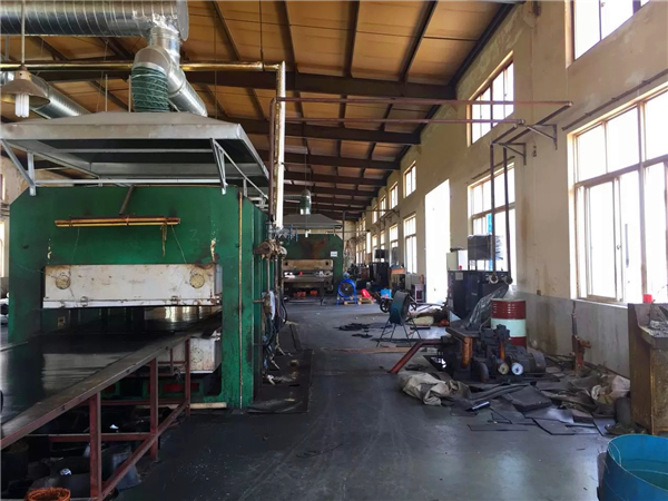 平板硫化控溫方式哪種好？運油式羞羞在线视频選「91羞羞免费网站機械」